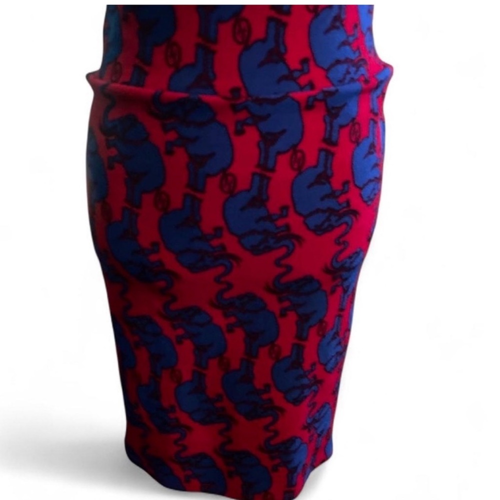 LuLaRoe | Blue Elephant print Cassie pencil skirt size small